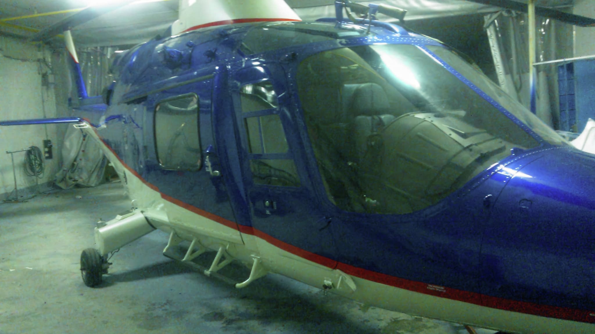 Професионално брандиране на хеликоптер.