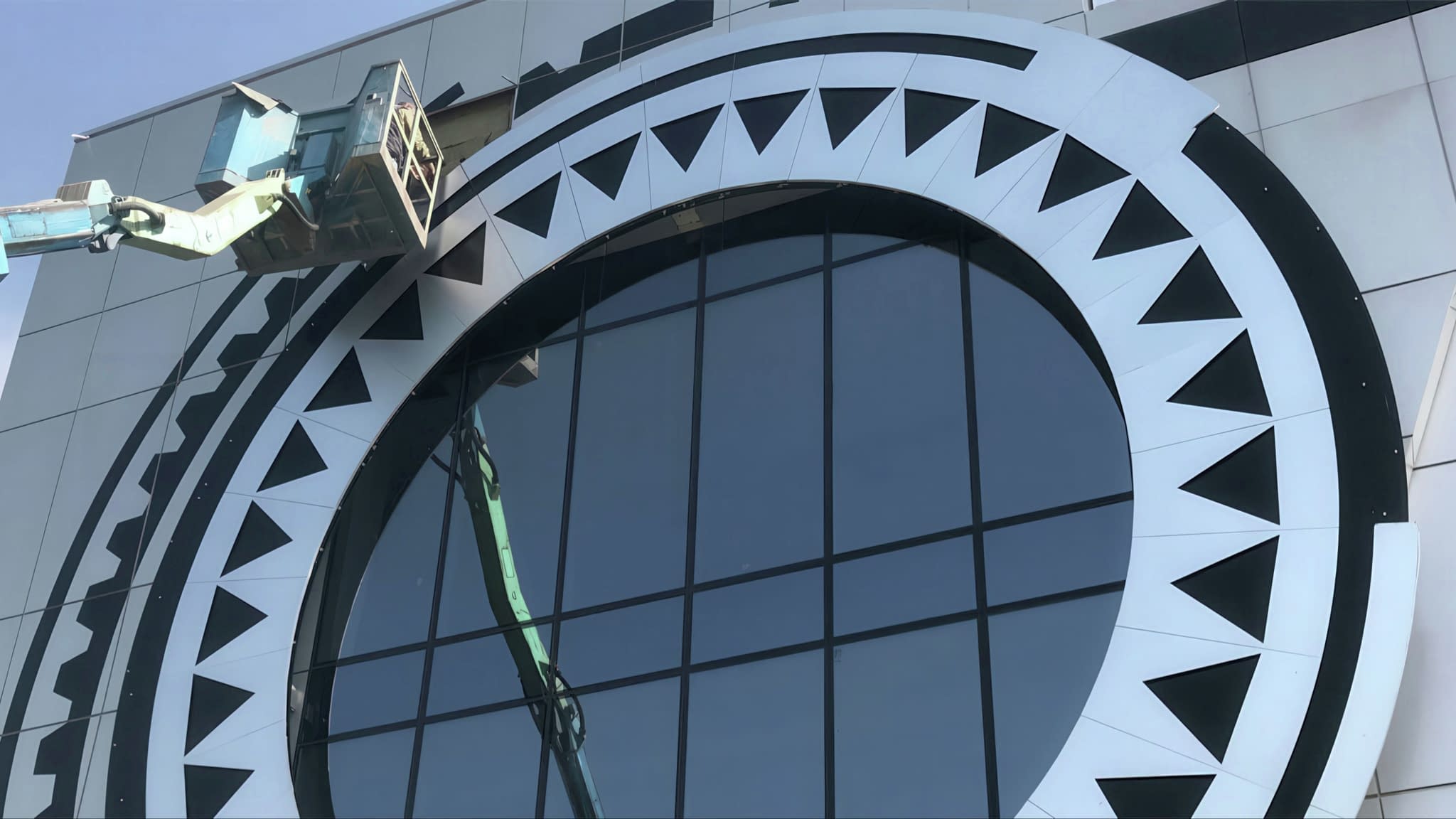 Цени за рекламни табели – изработка и монтаж от рекламна агенция в София ХОРОС 5 ЕООД.